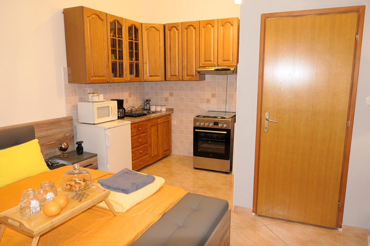 Apartment Laura Senj  Bagian luar foto