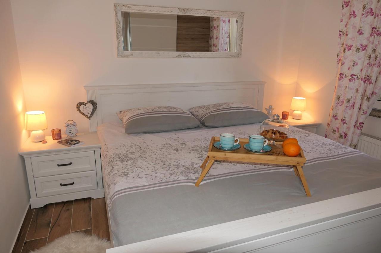 Apartment Laura Senj  Bagian luar foto