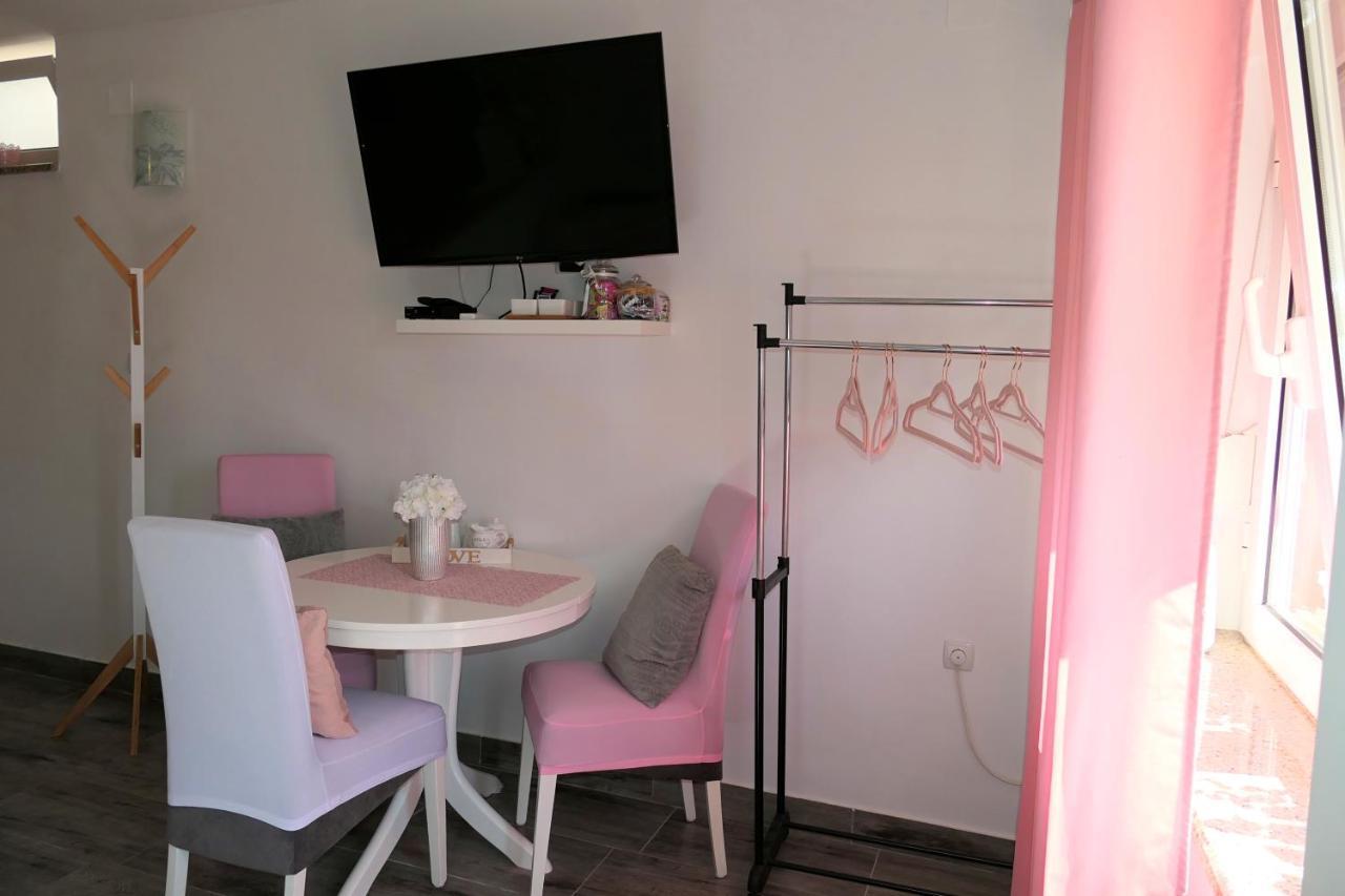 Apartment Laura Senj  Bagian luar foto