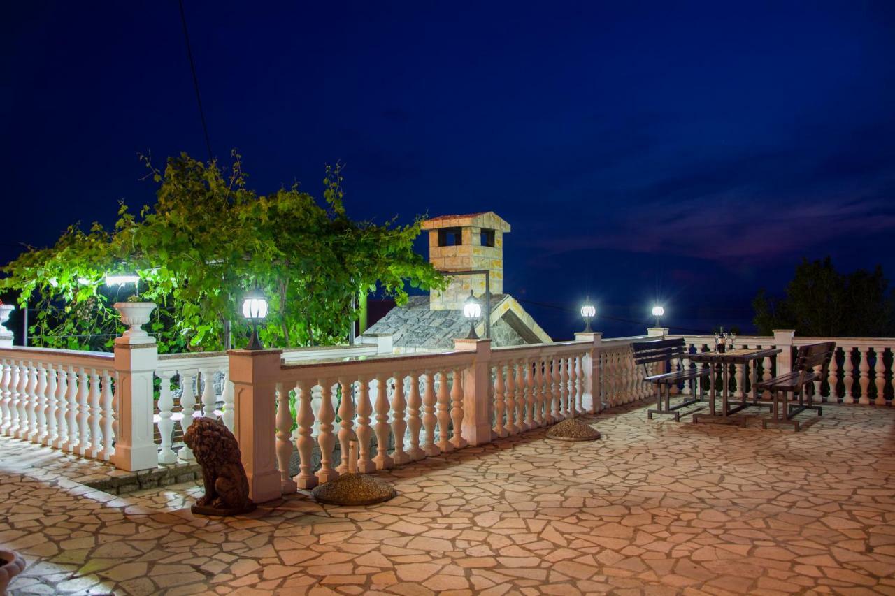 Apartment Laura Senj  Bagian luar foto