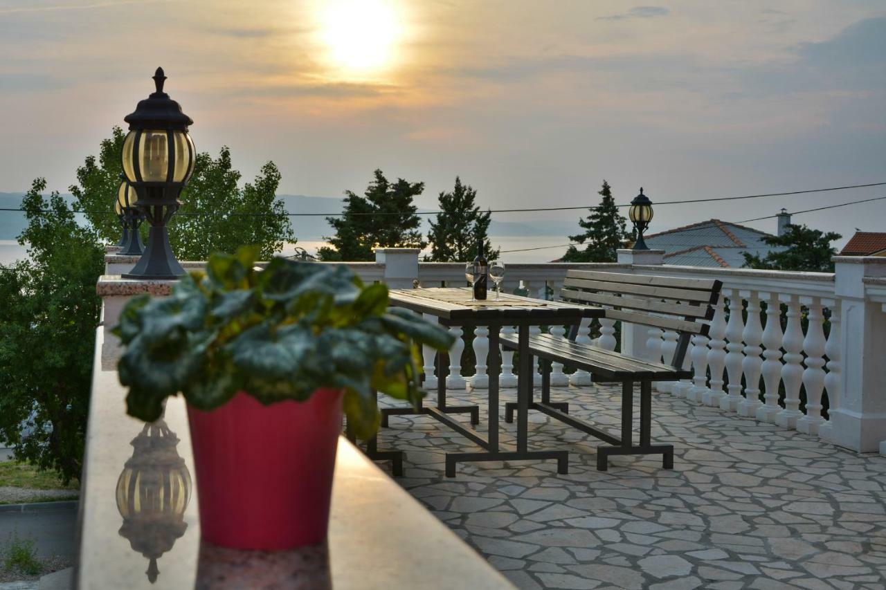 Apartment Laura Senj  Bagian luar foto