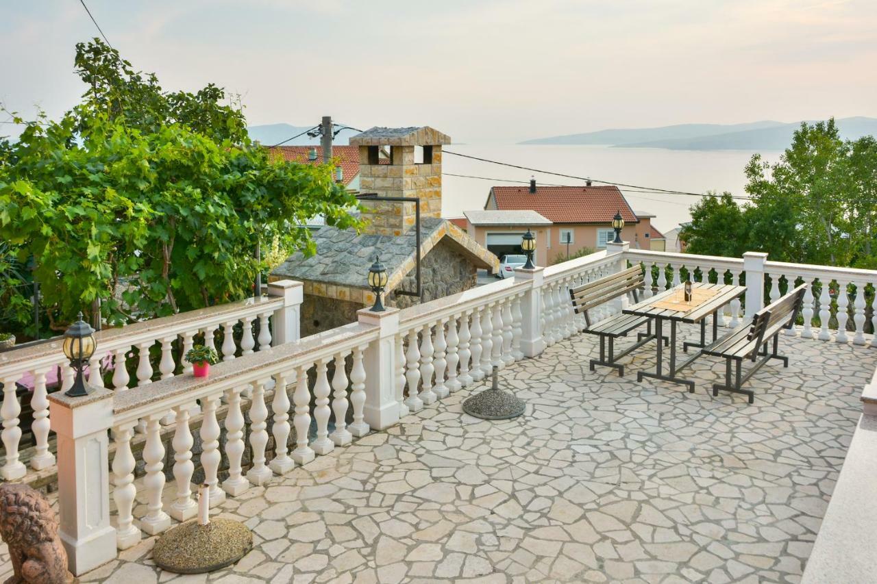 Apartment Laura Senj  Bagian luar foto